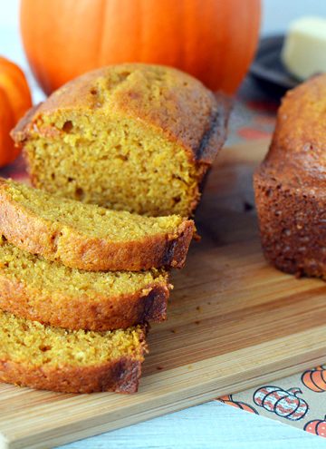 Best Pumpkin Bread Recipe to Make this Fall