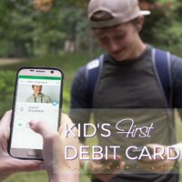 Greenlight, the smart debit card for kids - Allowance on a Debit Card - Teaching Kids and Teens Financial Responsibility. #GreenPMG #mygreenlight #Pmedia #ad
