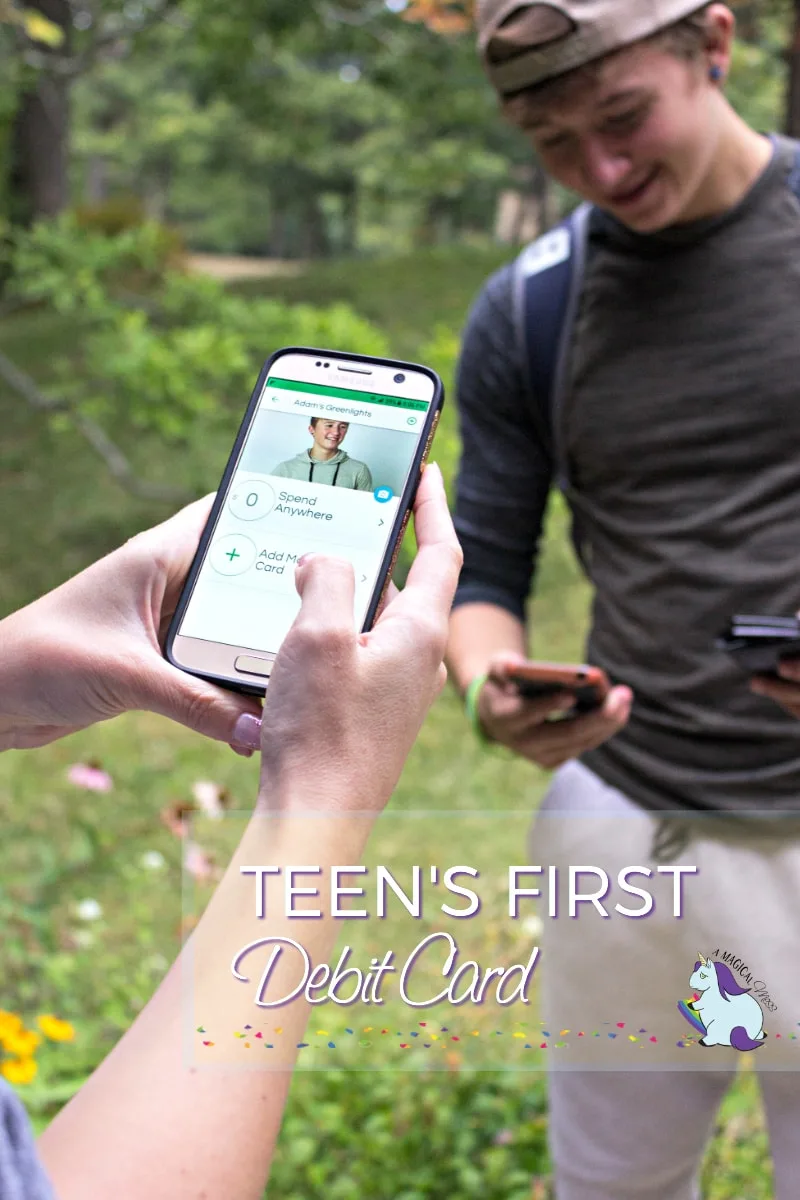 Greenlight, the smart debit card for kids - Allowance on a Debit Card - Teaching Kids and Teens Financial Responsibility. #GreenPMG #mygreenlight #Pmedia #ad