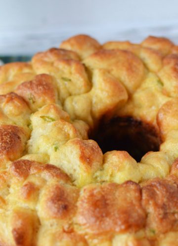 Garlic and Onion Pull Apart Cheese Bread Recipe