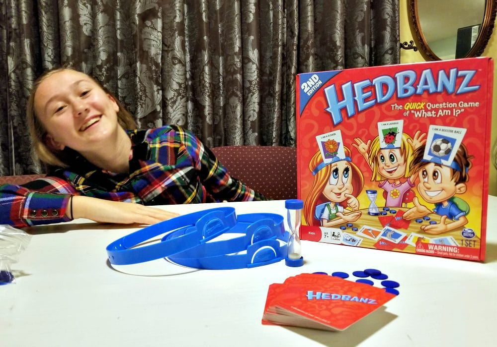 New Family Game Night Favorite - Hedbanz Game