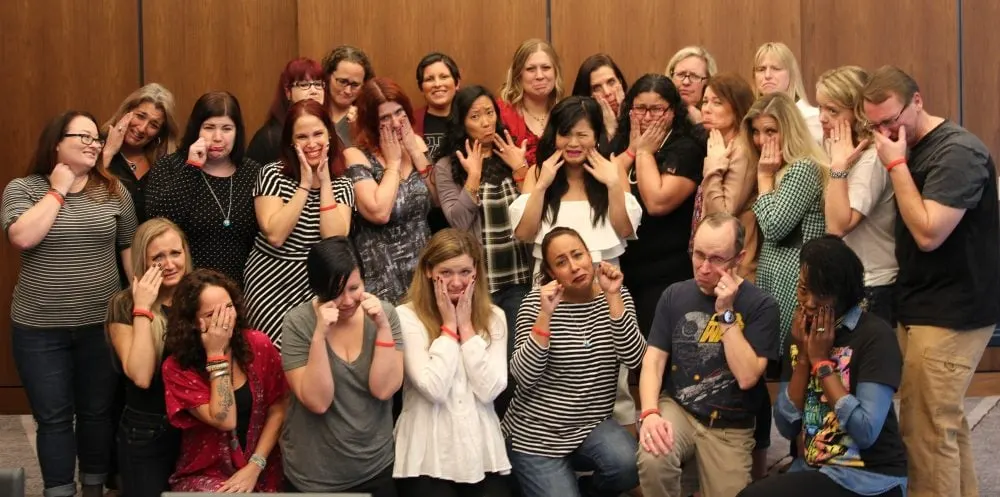 Kelly Marie Tran and the group of bloggers pretending to cry. 