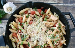 Simple Chicken Pasta Recipe for Busy Nights