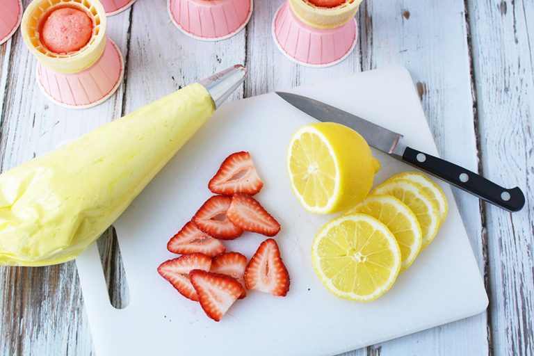 10 Sweet and Easy Lemon Desserts for Spring