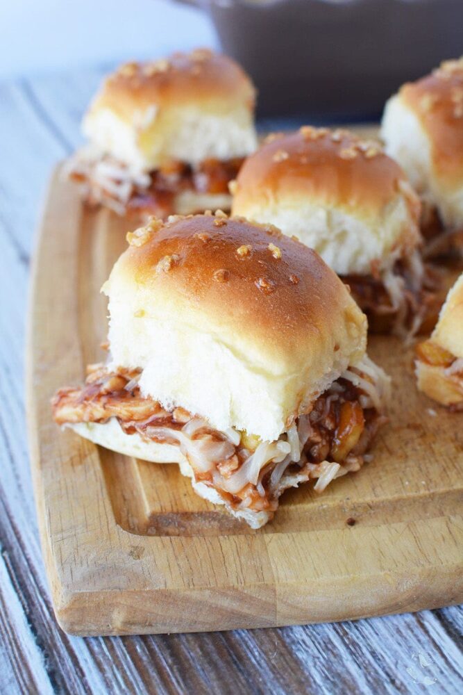 Easy Chicken Parmesan Sliders | A Magical Mess