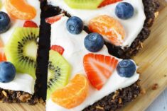 Sweet and Colorful Fruit Pizza Dessert Recipe