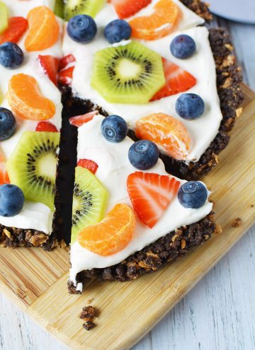 Sweet and Colorful Fruit Pizza Dessert Recipe