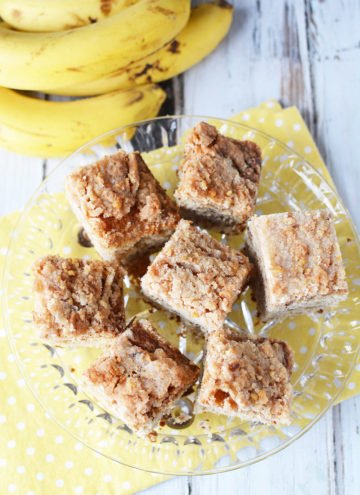 Light and Crunchy Banana Nut Coffee Cake Recipe