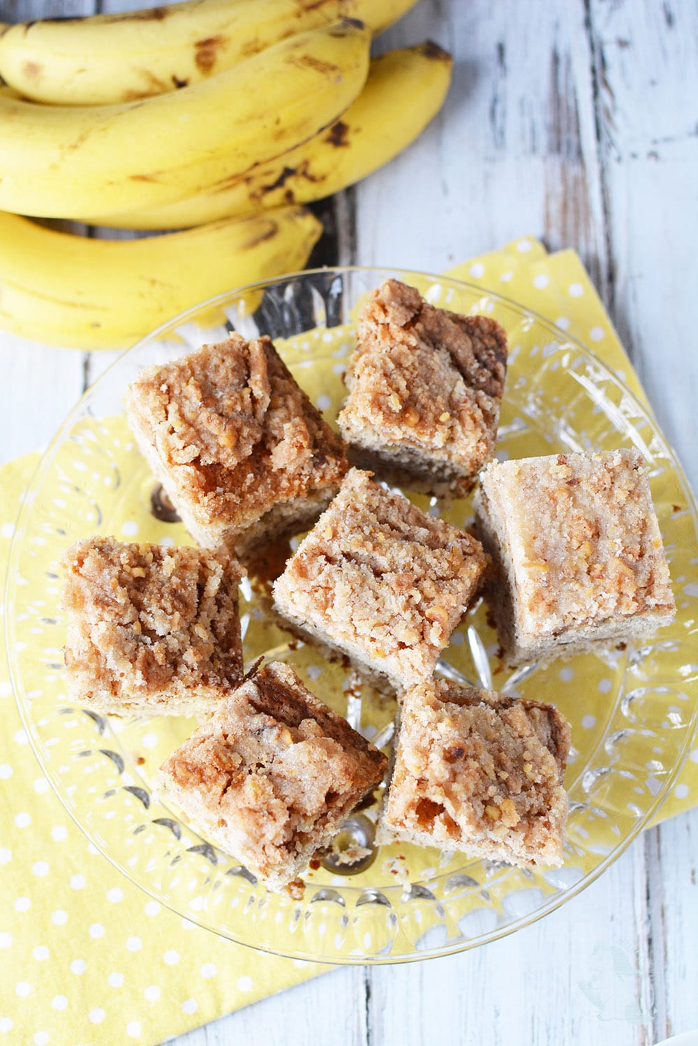 Light and Crunchy Banana Nut Coffee Cake Recipe