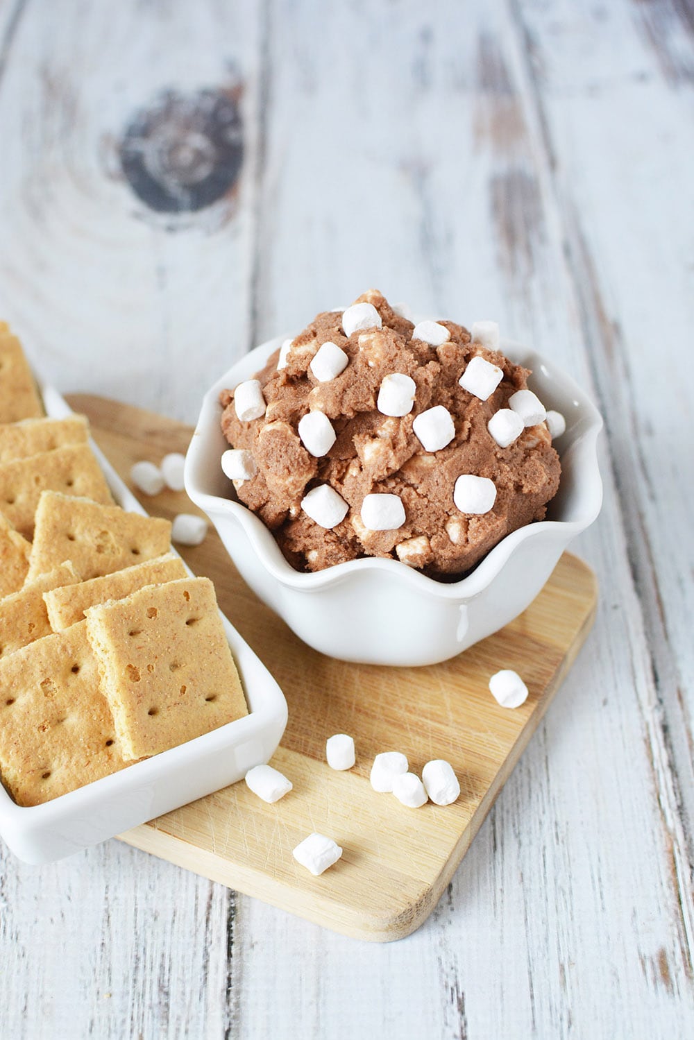 Eggless Cookie Dough Recipe - Chocolatey Smore