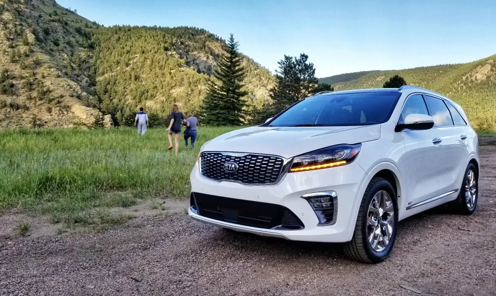 This is the best midsize SUV for family road trips! The 2019 Kia Sorento is safe, sturdy, and luxurious.