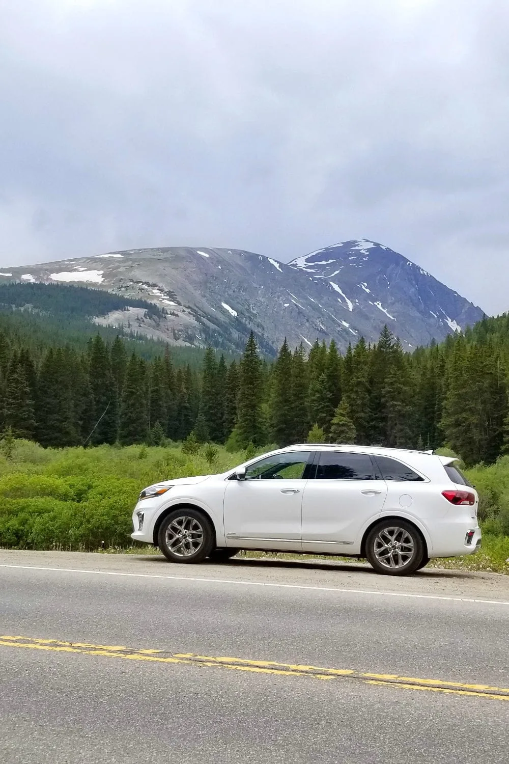 Driving the 2019 Kia Sorento through the mountains of Colorado!