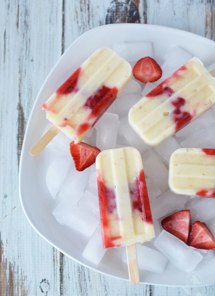 Strawberry cheesecake pudding pops recipe