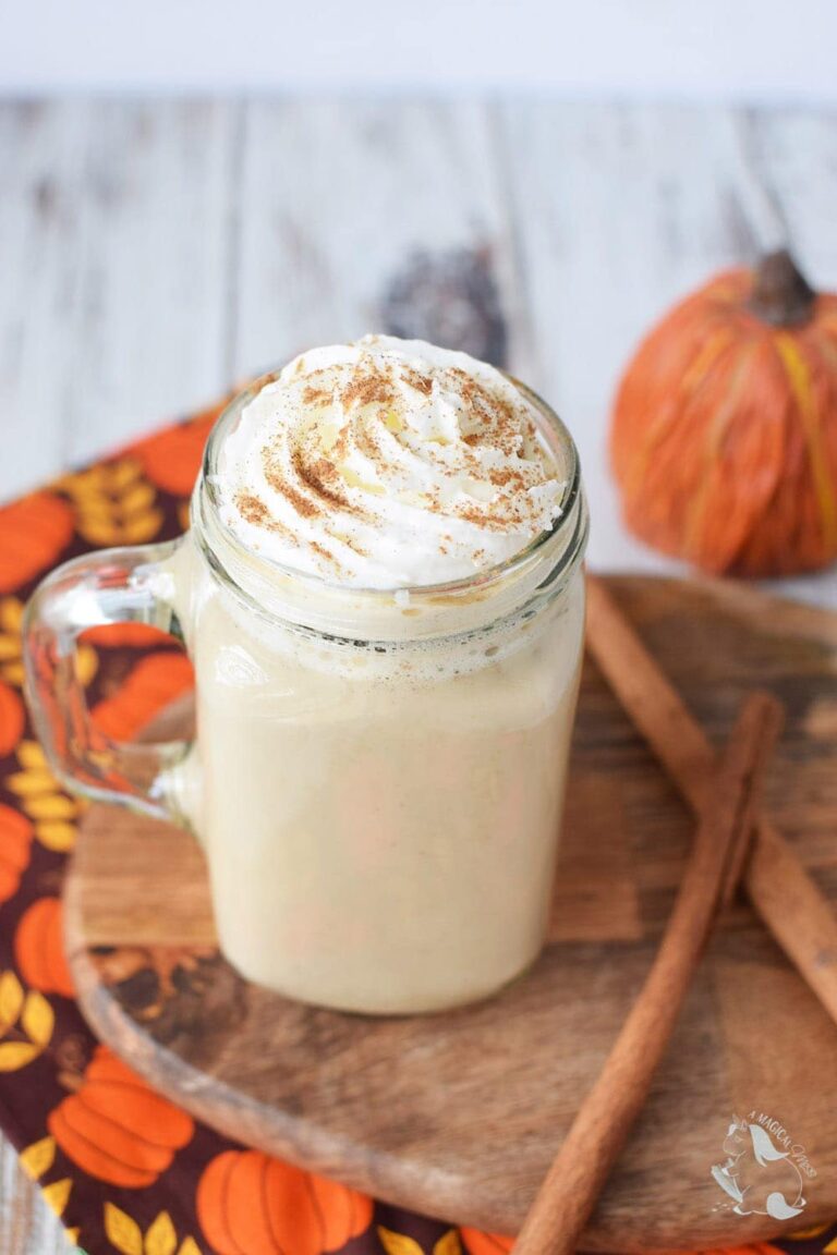 Cozy Homemade Copycat Pumpkin Spice Latte Recipe