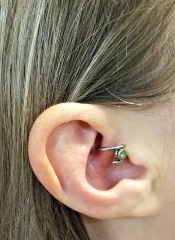2 Years of Migraine Relief Thanks to the Daith Piercing – Now What?