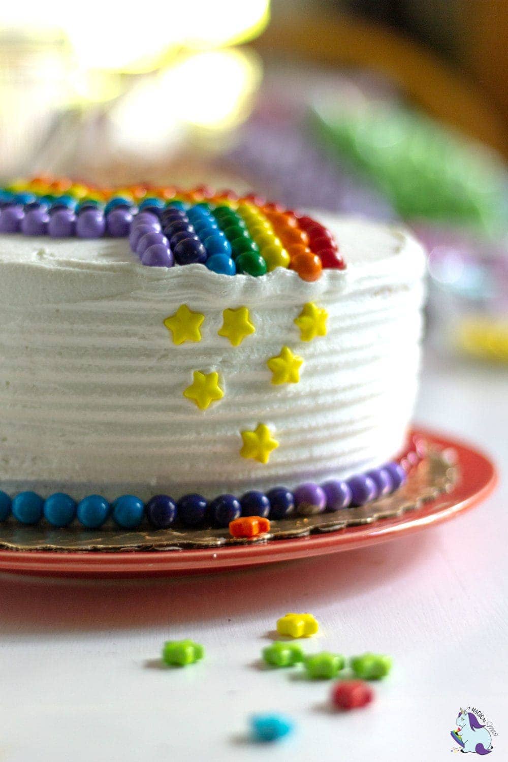 Easy Cake Decorating Hack - Make a Plain Cake look Magical in Minutes