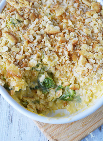 Family Favorite Cheesy Broccoli Rice Casserole