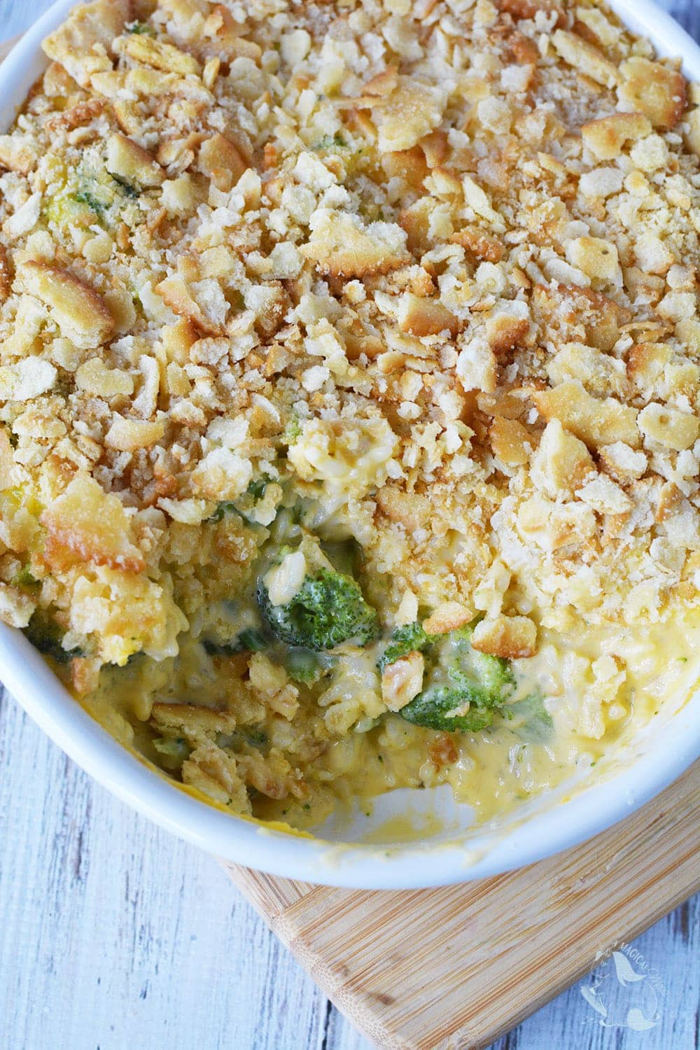 Broccoli Rice Casserole with Ritz Cracker Topping | Cheesy!