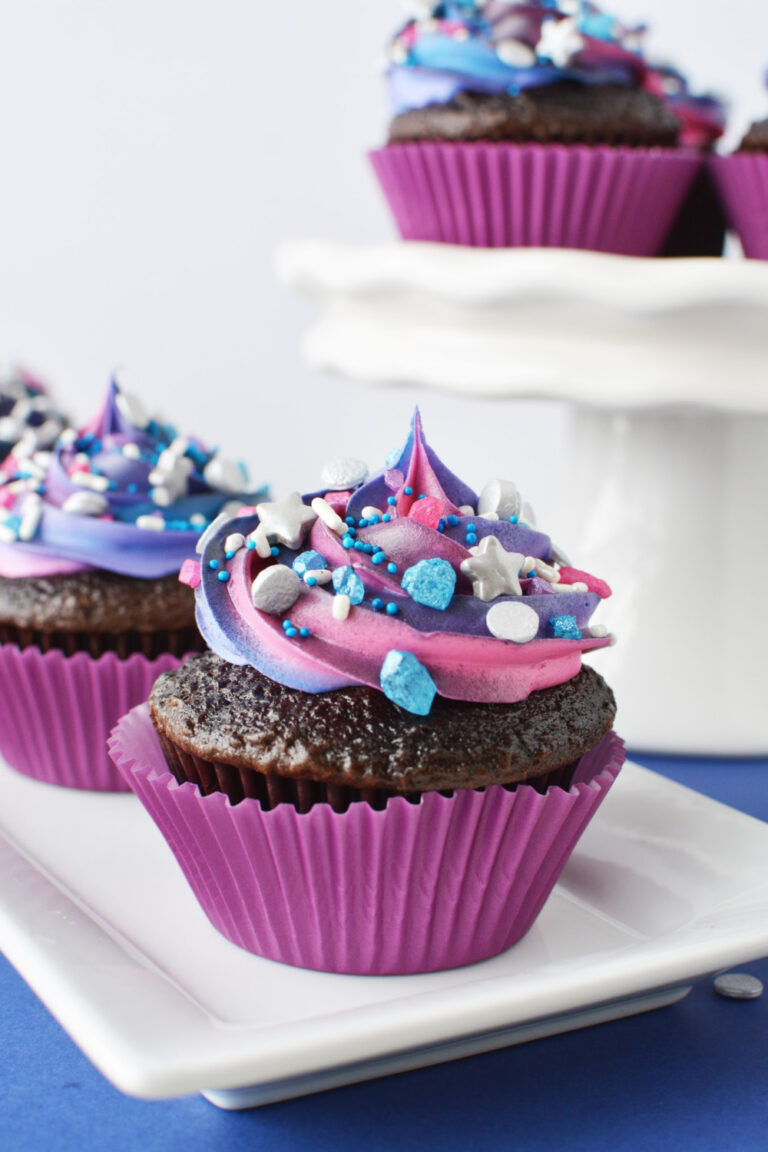 Out of This World Galaxy Cupcakes Recipe