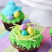 Peeps nest Easter cupcakes