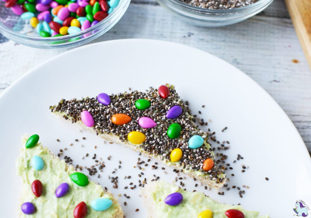 Triangles of bread with chia seeds and sunflower seeds. 