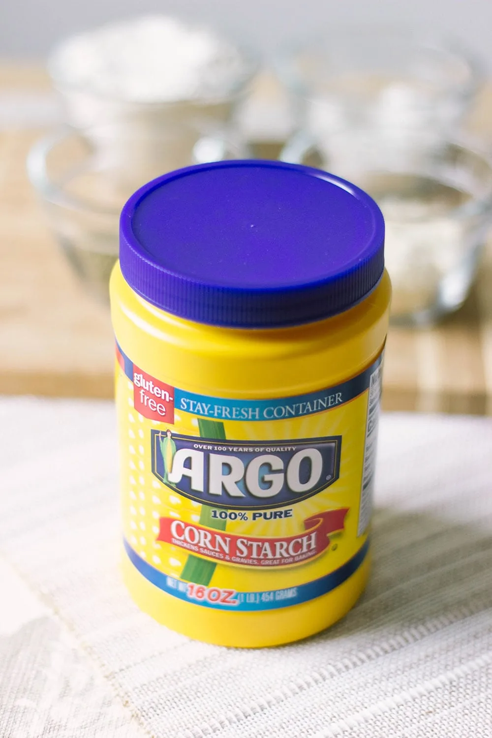 Tub of Argo Corn Starch.