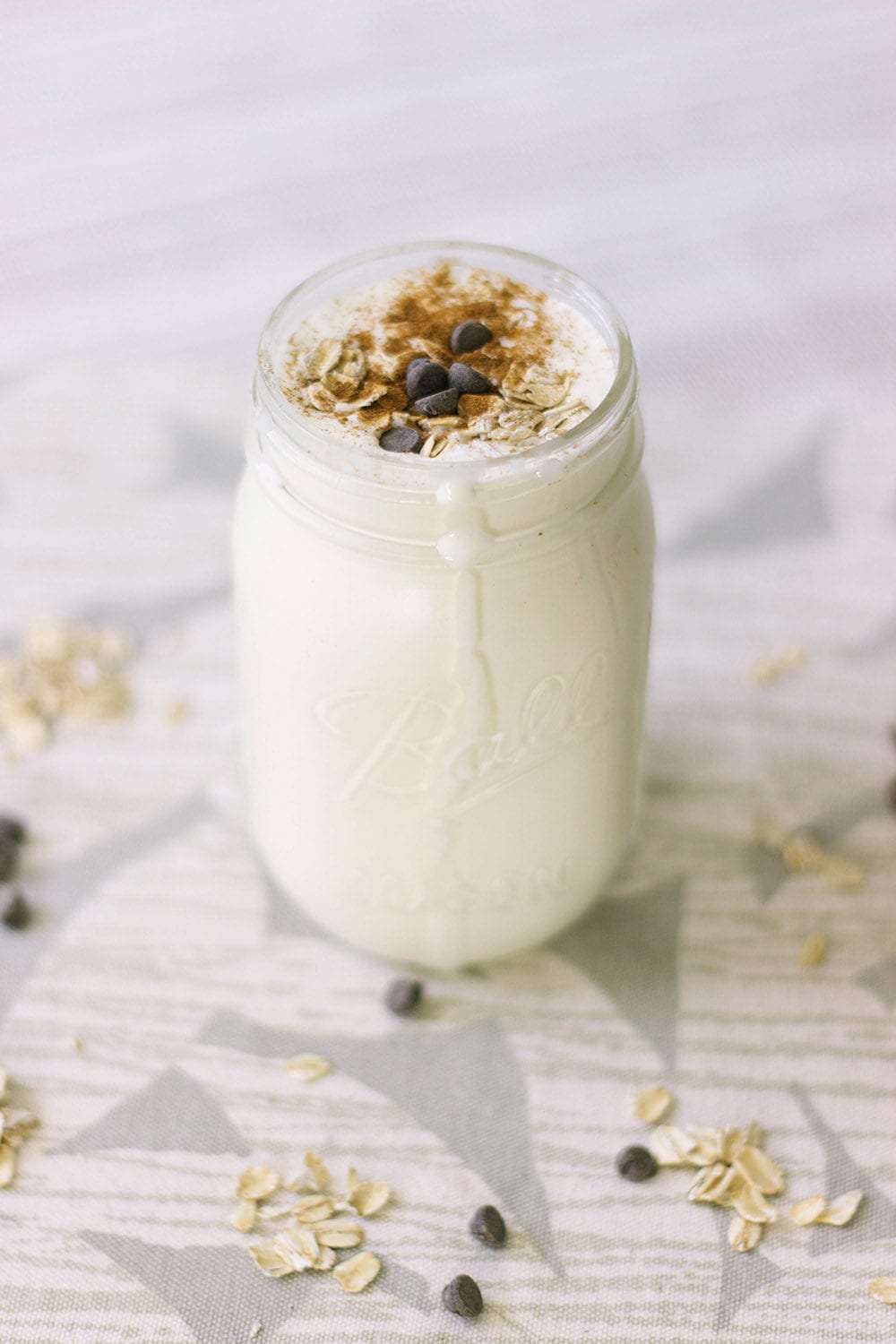 Vanilla smoothie with oats, chips, and cinnamon. 
