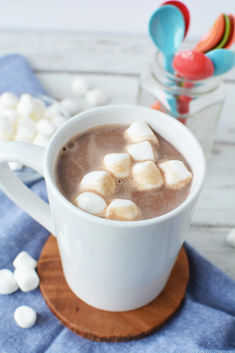 The BEST hot chocolate with homemade marshmallows