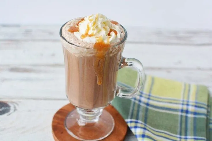 Salted caramel mocha drink in a mug