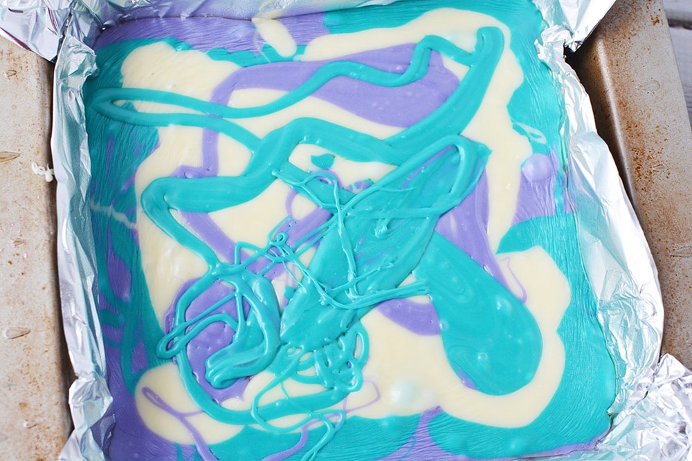 Blue, purple and white fudge swirled.