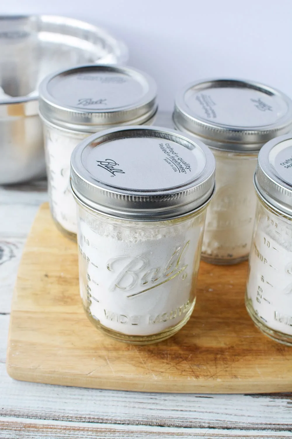 Jars of basic pancake mix for the pantry.