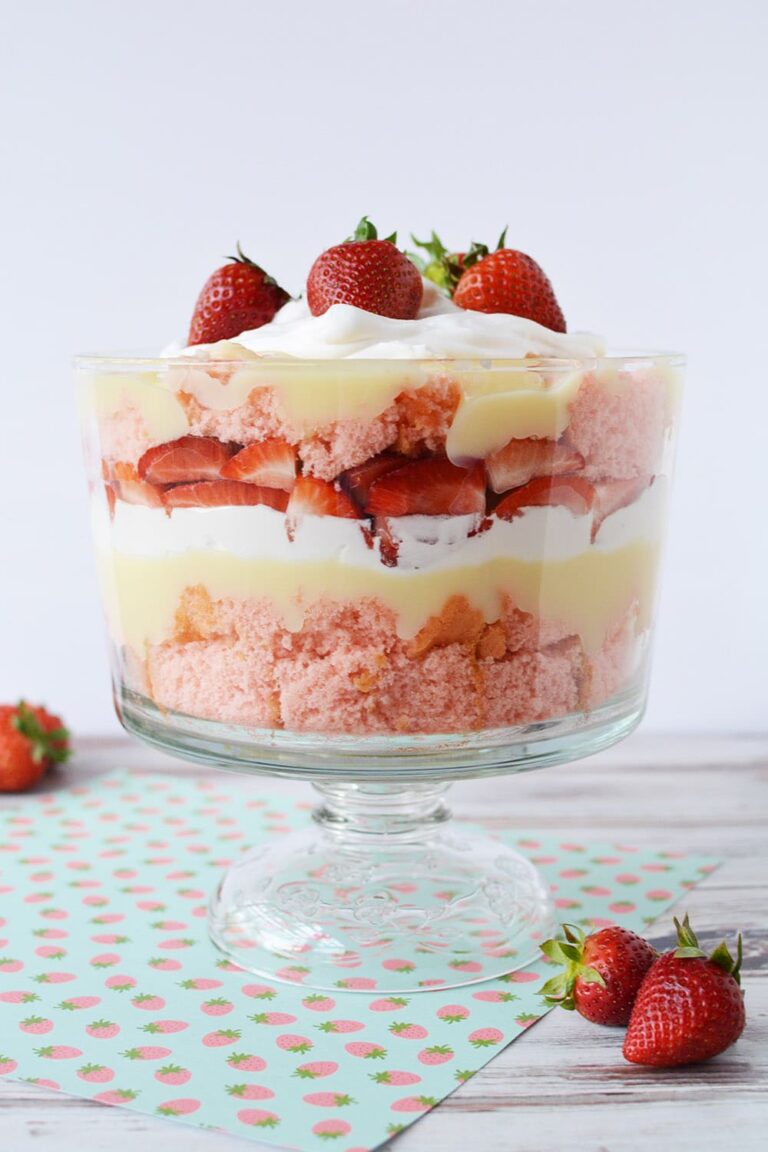 finished strawberry cheese cake trifle in a trifle bowl