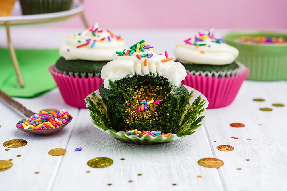 rainbow velvet cupcakes