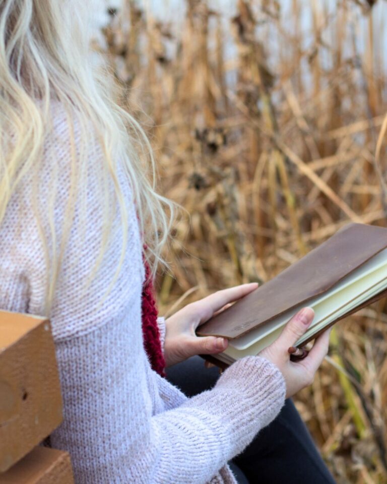 The Perfect Gift Ideas for Book Lovers that Aren’t Books