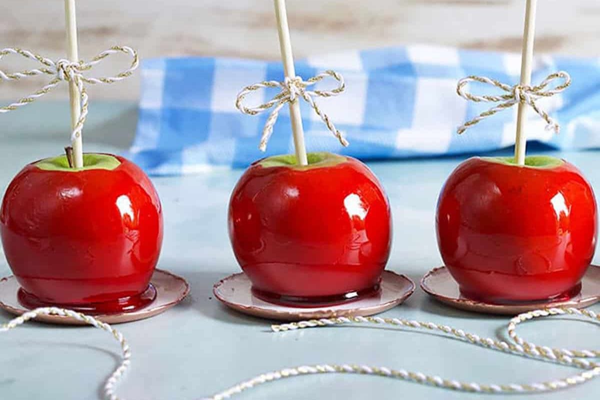 Red candy apples. 