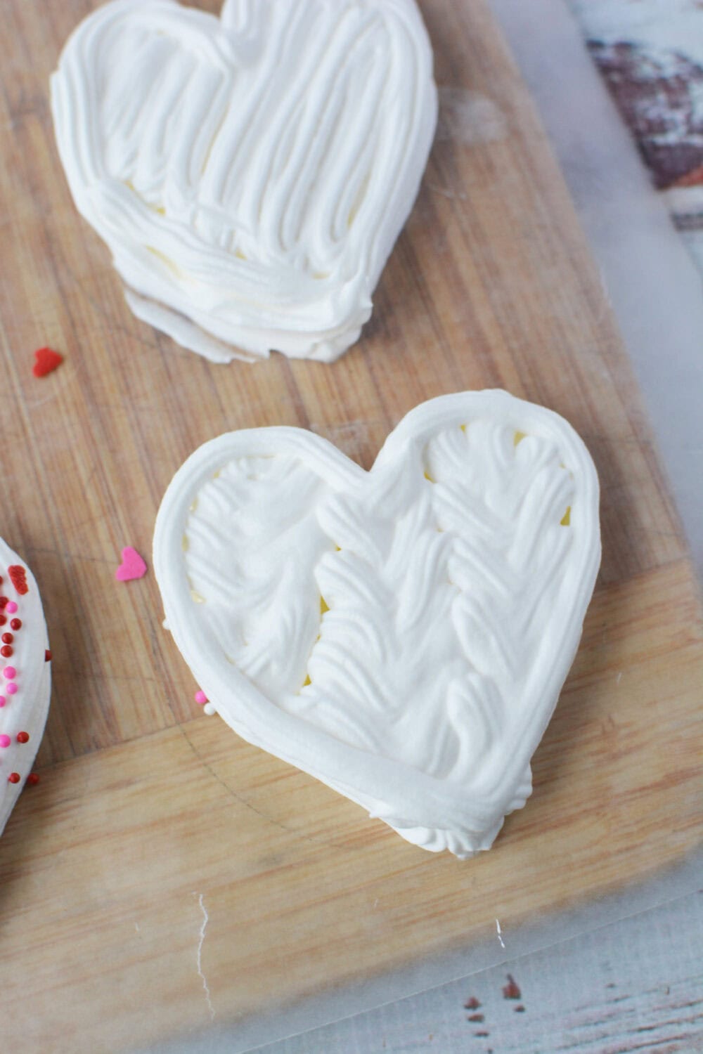 Pattern on a whipped cream heart. 