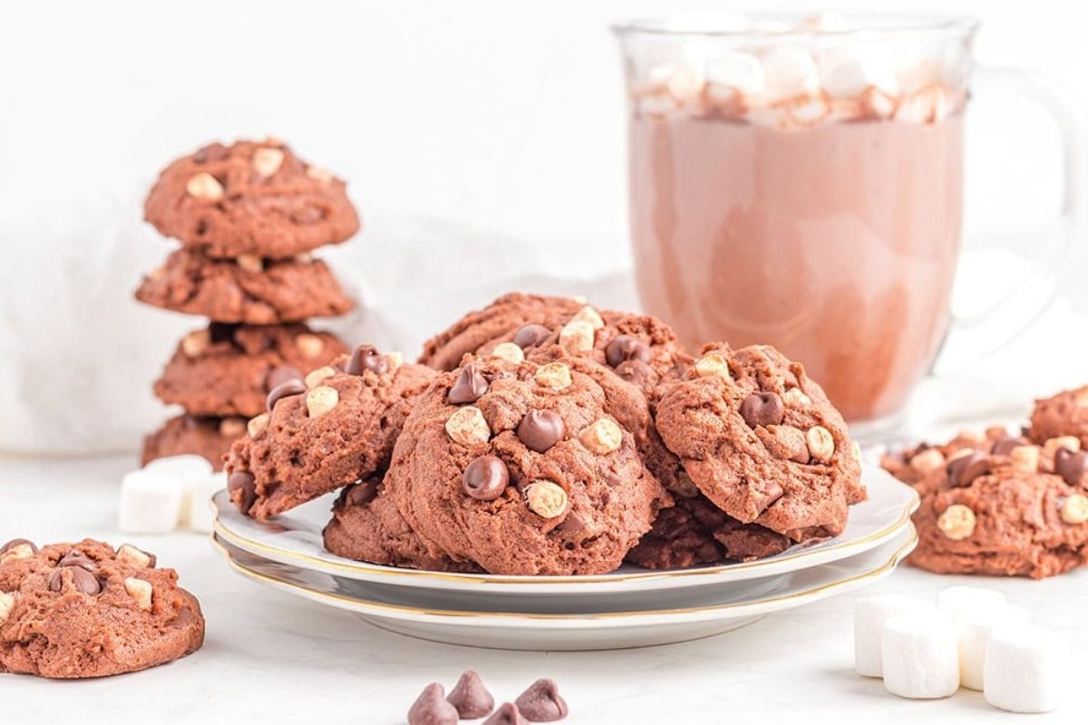 hot chocolate cookies piled on a plate