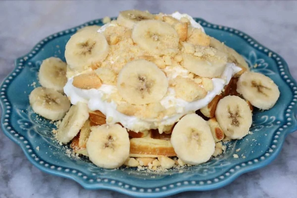 waffles topped with banana pudding