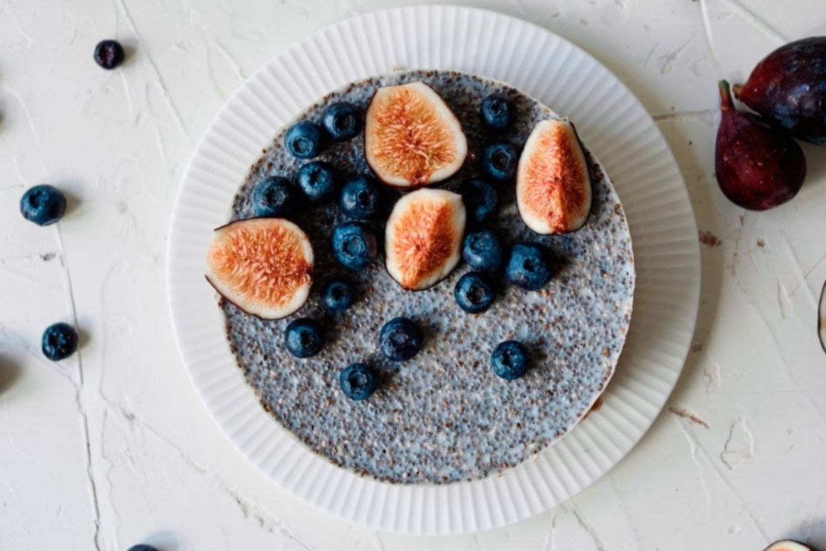 blueberry fig cake