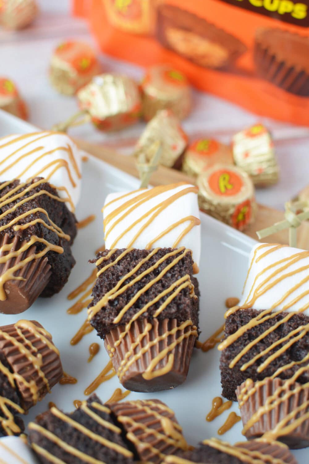 peanut butter cup dessert skewers