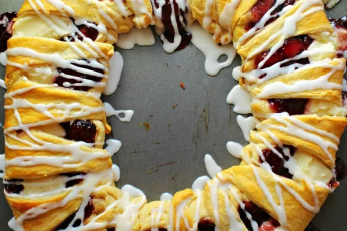 lemon raspberry crescent ring