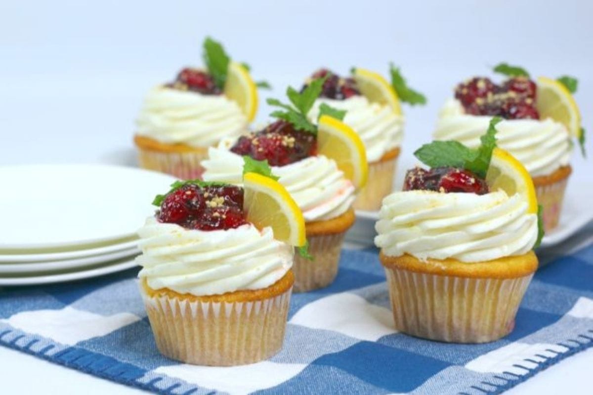 lemon raspberry cupcakes