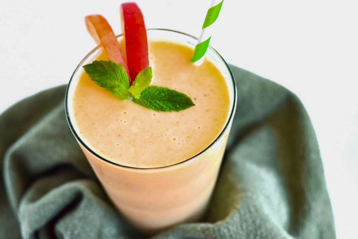 peach smoothie